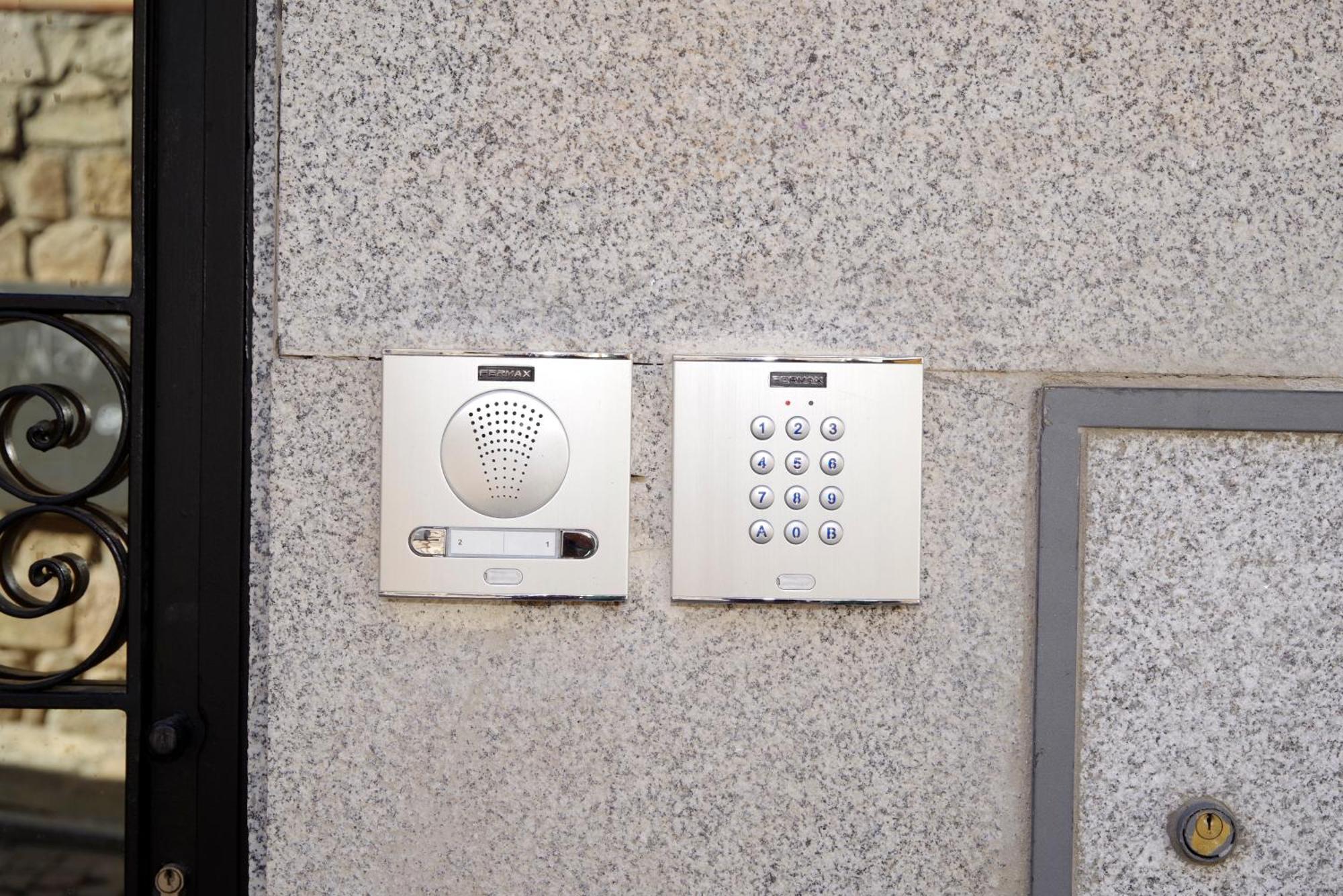 Vallespin 43 Parking, Wifi Avila Exterior photo